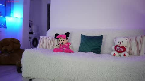 Alexandra online show from May 2026 10:50:03 PM