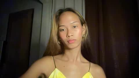 Cassandra online show from December 2025 07:53:02 PM