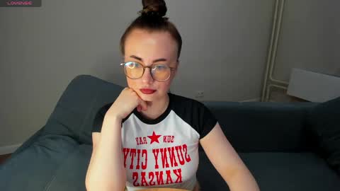 Snapshot of xapka_lapka chatting on June 2026 05:49:02 PM Alice online show from June 2026 05:49:02 PM