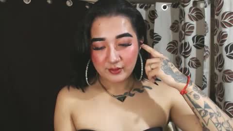 Nira   NOT INTO CHEAP GUYS  online show from January 2025 11:24:01 PM