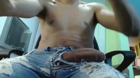 Snapshot of xavicock24 chatting on March 2025 04:35:02 PM xavicock24 online show from March 2025 04:35:02 PM