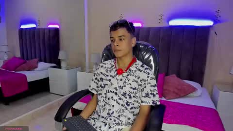 xavier fox   online show from February 2026 08:19:02 PM