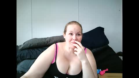 Snapshot of xbeautifulxliex chatting on May 2026 02:25:02 PM xbeautifulxliex online show from May 2026 02:25:02 PM