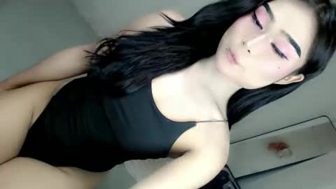 kianna online show from April 2026 05:41:01 PM