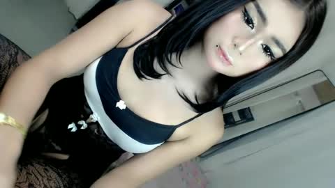 Snapshot of xchinita_kyanggx chatting on June 2026 01:00:02 AM kianna online show from June 2026 01:00:02 AM