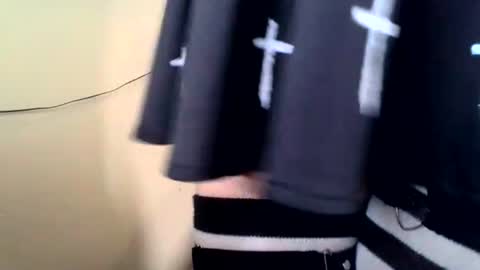xchrissyxx online show from June 2026 12:31:02 PM