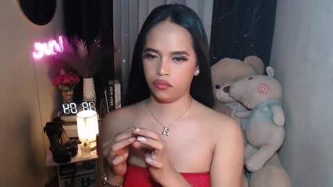 Snapshot of xclassylorainne chatting on December 2024 06:05:01 PM lorainne online show from December 2024 06:05:01 PM