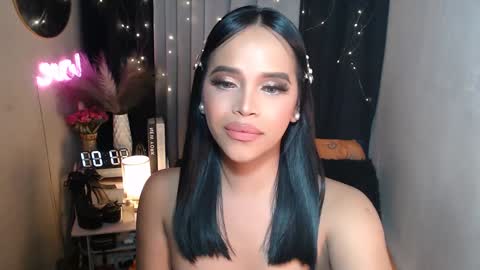 Snapshot of xclassylorainne chatting on December 2024 01:22:02 PM lorainne online show from December 2024 01:22:02 PM