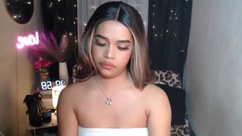 Snapshot of xclassylorainne chatting on December 2024 02:58:02 PM lorainne online show from December 2024 02:58:02 PM