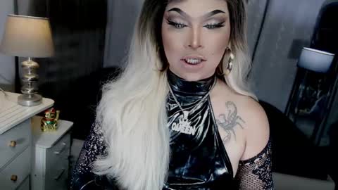 Zhavia online show from January 2026 04:01:01 PM