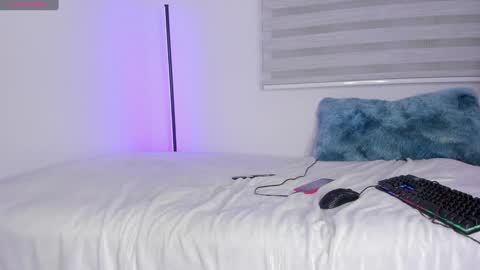 Snapshot of xemily_hardy chatting on January 2025 12:37:01 AM Kanae. online show from January 2025 12:37:01 AM