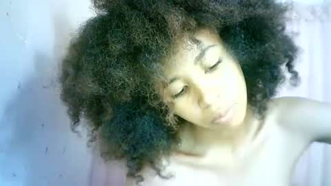 xenna610827 online show from February 2025 08:35:01 AM