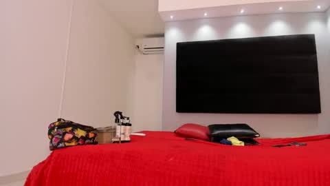 Snapshot of xgenesis_miller_ chatting on February 2025 12:07:01 AM Genesis online show from February 2025 12:07:01 AM