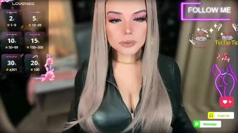 Snapshot of xhugeharleyselfsuckerx chatting on May 2026 01:22:01 AM xHUGECOCKTILLCUMX online show from May 2026 01:22:01 AM