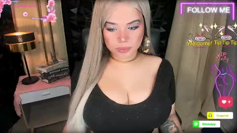 Snapshot of xhugeharleyselfsuckerx chatting on May 2026 01:11:02 AM xHUGECOCKTILLCUMX online show from May 2026 01:11:02 AM