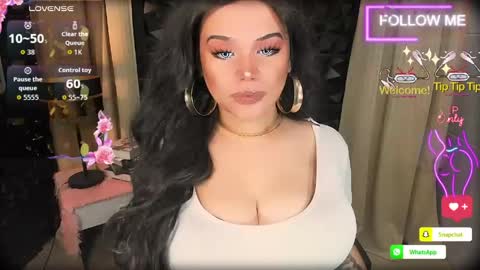 Snapshot of xhugeharleyselfsuckerx chatting on May 2026 02:19:02 AM xHUGECOCKTILLCUMX online show from May 2026 02:19:02 AM