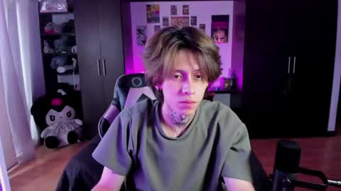 xIce Boy online show from April 2026 10:40:02 PM