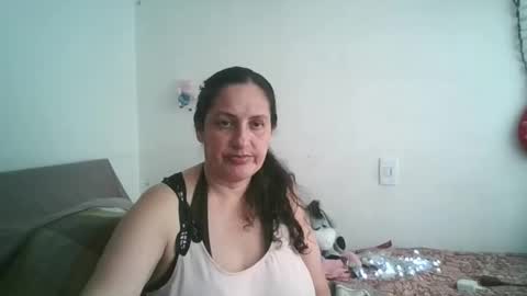 Ximena online show from November 2025 07:49:02 PM