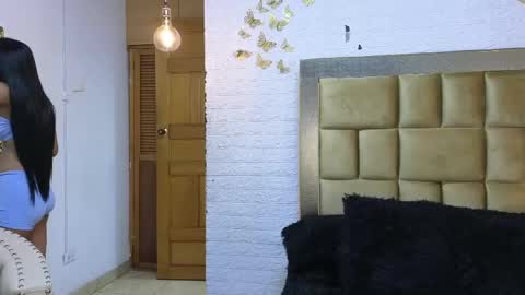 ximena online show from April 2026 08:20:01 PM