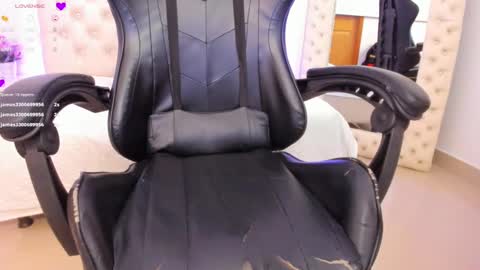 xiomara_cortes online show from January 2025 10:28:02 PM