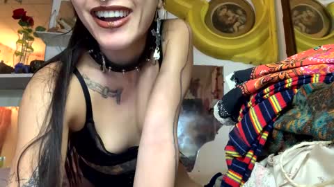 xkittenkatx online show from December 2024 07:00:02 PM