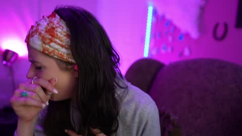 Bella Bondai online show from January 2025 01:46:01 PM