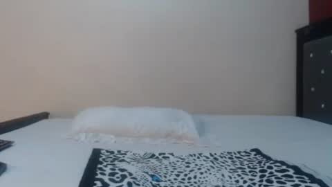 Xoe online show from March 2026 04:51:02 AM