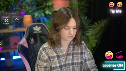 xoxo_molly online show from November 2025 10:03:02 PM