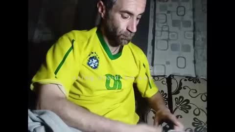 xploid1982 online show from April 2026 12:02:01 AM