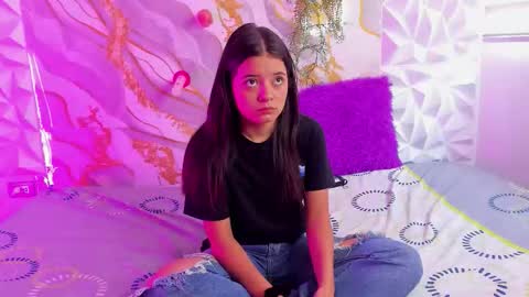 sara and thiago online show from February 2026 12:17:02 PM