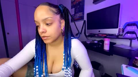 xStarGazingx online show from March 2026 05:02:02 AM