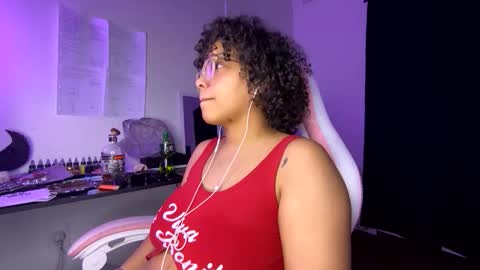 xStarGazingx online show from April 2026 06:30:01 AM