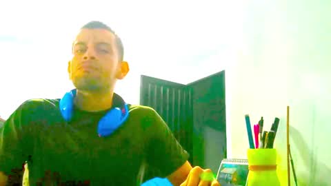 xuyeeg online show from February 2025 04:19:02 AM