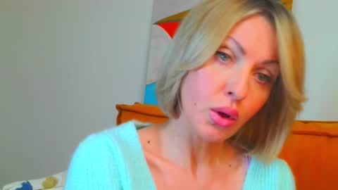 Snapshot of xvaleriax0 chatting on February 2026 06:37:01 PM xvaleriax0 online show from February 2026 06:37:01 PM