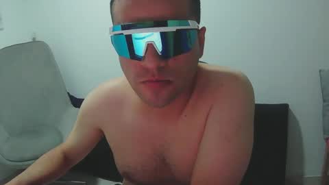 Snapshot of xxangellxxx chatting on November 2025 02:33:02 AM angel online show from November 2025 02:33:02 AM