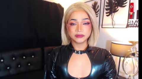 Snapshot of xxasian_goddessxx chatting on June 2026 04:33:01 PM xxasian_goddessxx online show from June 2026 04:33:01 PM