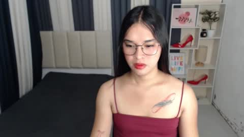 CHLOES ROOM online show from September 2025 05:56:02 PM