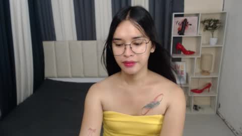 CHLOES ROOM online show from October 2025 11:51:02 AM