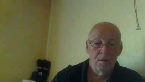 Snapshot of xxdavidxxt chatting on August 2026 10:43:02 AM David online show from August 2026 10:43:02 AM
