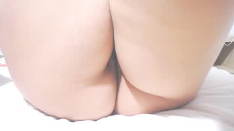 xxiisshi online show from December 2024 03:25:02 AM