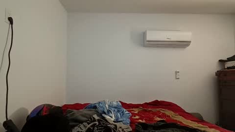 XxJasoneecxX online show from January 2025 05:51:01 PM