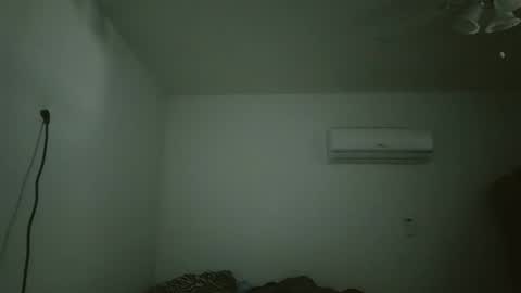 XxJasoneecxX online show from February 2025 07:38:02 PM