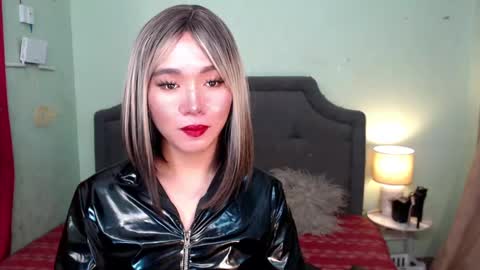 Snapshot of xxkagura_hugecock_69xx chatting on December 2024 02:42:02 AM Kagura online show from December 2024 02:42:02 AM