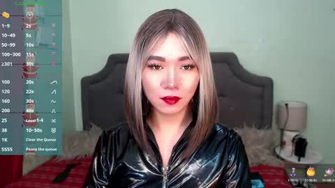 Snapshot of xxkagura_hugecock_69xx chatting on December 2024 12:00:02 AM Kagura online show from December 2024 12:00:02 AM