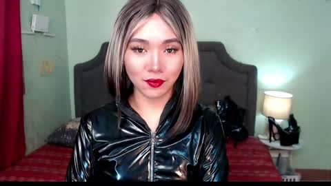 Snapshot of xxkagura_hugecock_69xx chatting on January 2025 11:22:01 PM Kagura online show from January 2025 11:22:01 PM