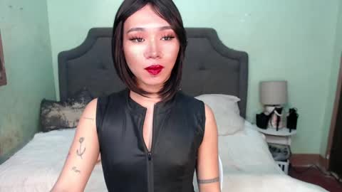 Snapshot of xxkagura_hugecock_69xx chatting on February 2025 12:21:02 AM Kagura online show from February 2025 12:21:02 AM