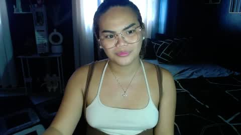 Snapshot of xxkylie_smithxx chatting on May 2026 01:11:01 AM Kylie Smith online show from May 2026 01:11:01 AM