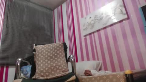 xxrowenatastycockforyouxx online show from March 2026 04:07:02 AM