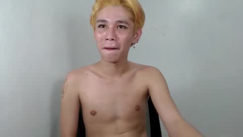 Snapshot of xxsebastian18 chatting on December 2024 07:48:02 PM seb online show from December 2024 07:48:02 PM