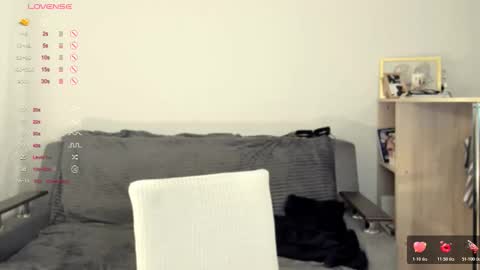 Vi online show from October 2025 01:20:02 AM